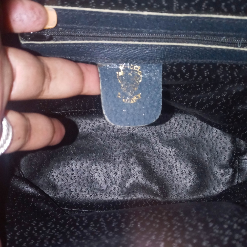 💕💅👜 Amazing Gucci pig skin Bucket💕😍 - Picture 11 of 12